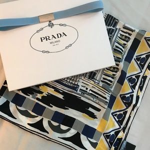 Pittoresque New York printed 90 silk foulard